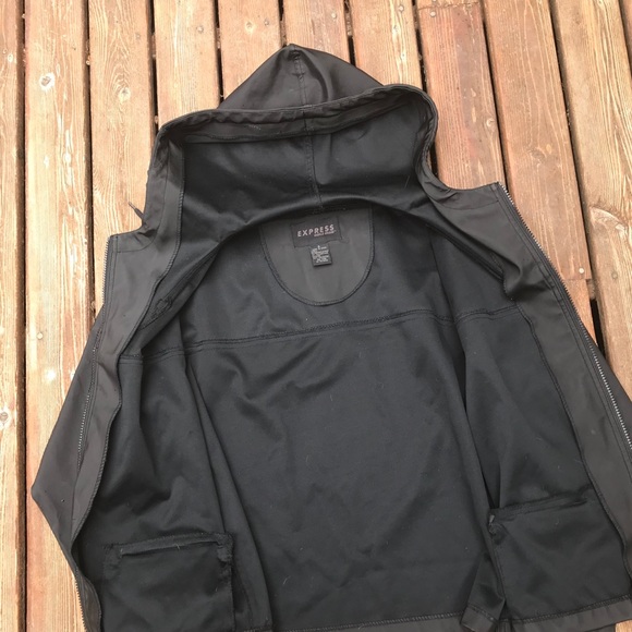Express Rain Jacket Small - Picture 2 of 8